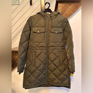 NWT Levi’s Army Green Quilted Puffer Coat